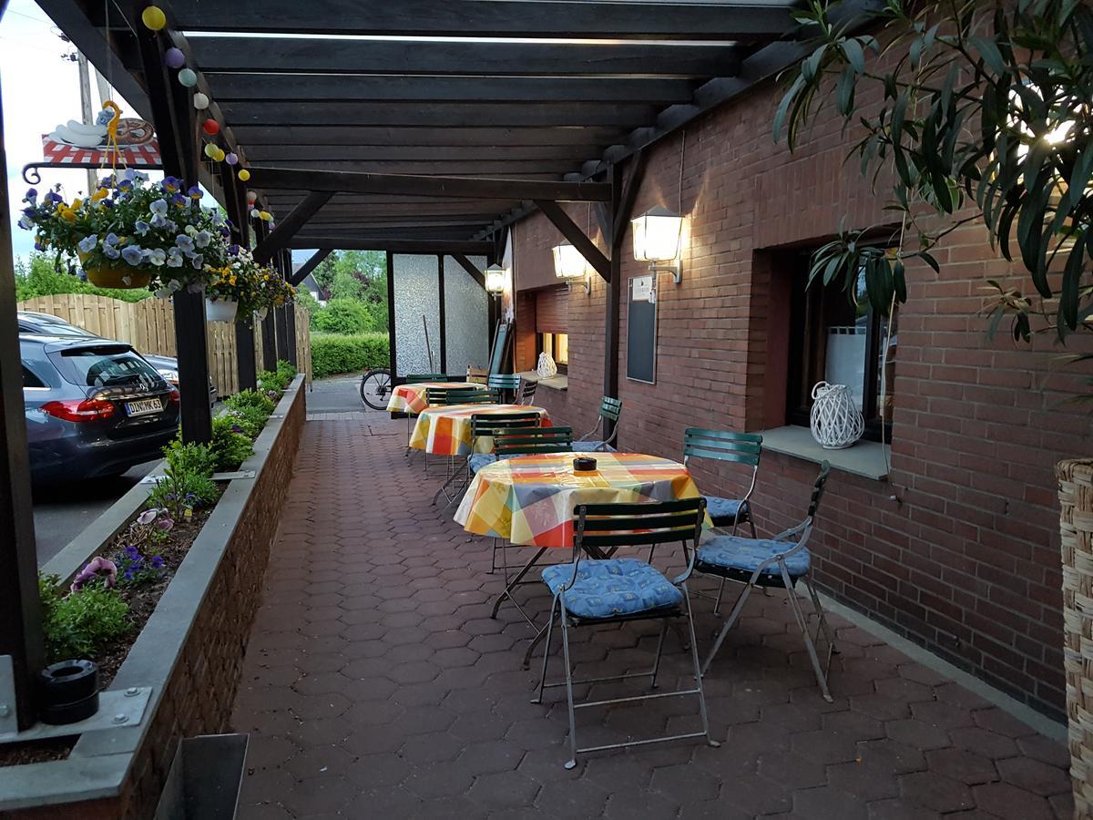 Landgasthof Schaenzer Voerde Exterior foto
